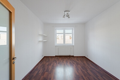 Saratovská, Strašnice - Praha 10 | Pronájem, Byt 3+kk, 92 m²