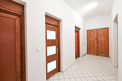 U Studánky, Bubeneč - Praha 7 | Prodej, Byt 3+1, 90 m²
