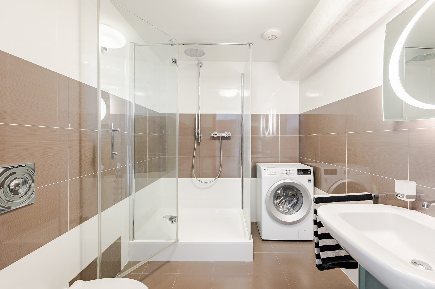 U železné lávky, Malá Strana - Prague 1 | Rent, Apartment One-bedroom (2+kk), 89 m²