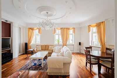 Moravská, Karlovy Vary - Karlovy Vary | Sale, Apartment Four-bedroom (5+kk), 146 m²