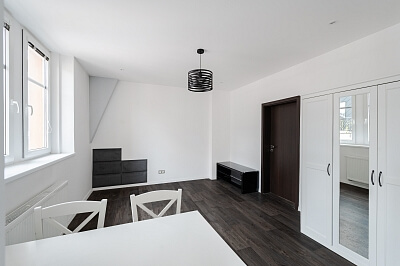 Sokolovská, Karlovy Vary - Karlovy Vary | Sale, Apartment One-bedroom (2+kk), 39 m²