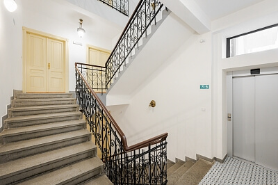 Kotevní, Smíchov - Prague 5 | Sale, Apartment Two-bedroom (3+kk), 105 m²