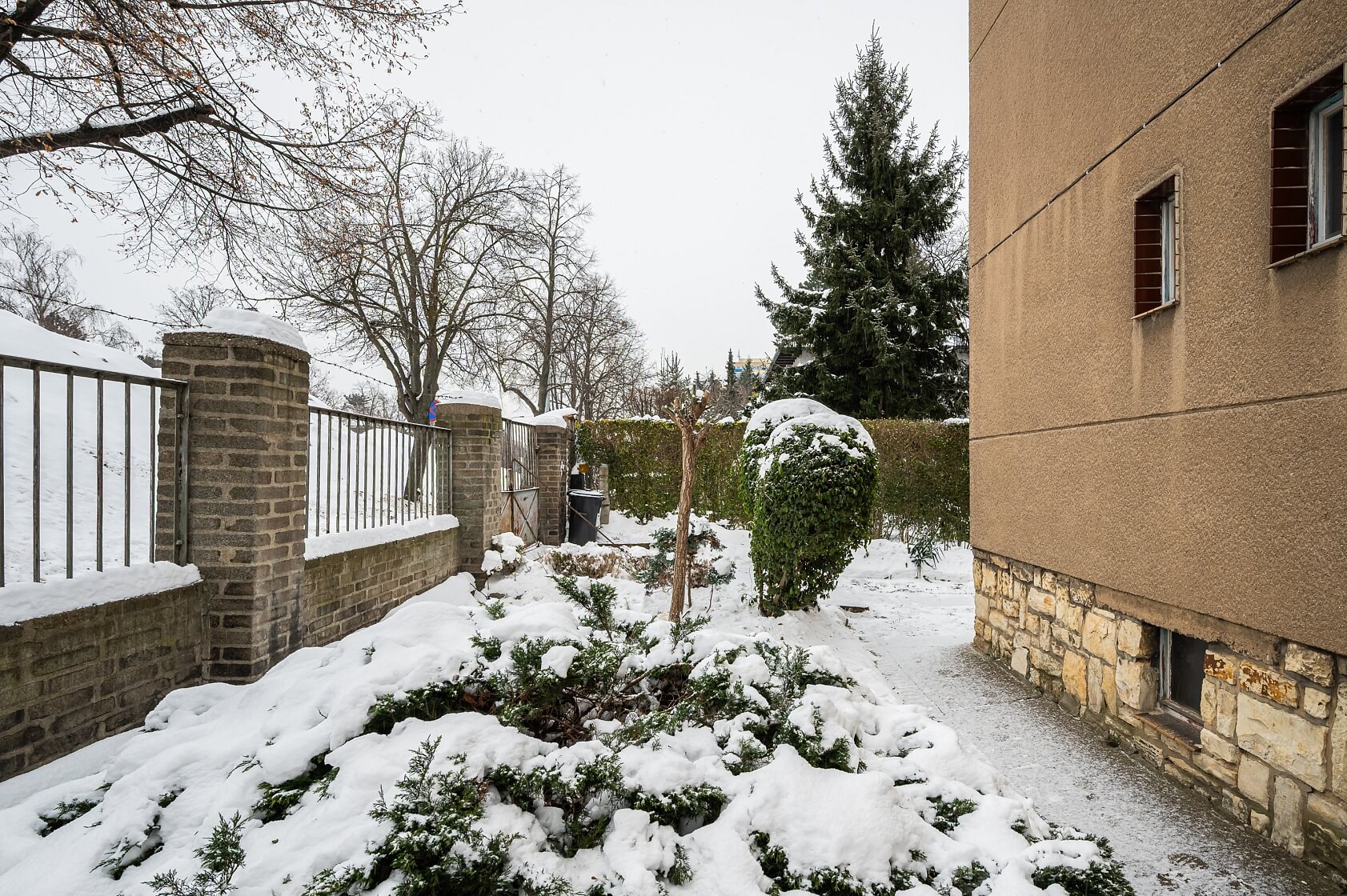 Počernická, Strašnice - Prague 10 | Sale, House Five-bedroom (6+kk), 160 m²