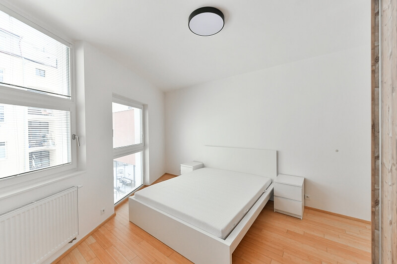 Na Zatlance, Smíchov - Prague 5 | Rent, Apartment Two-bedroom (3+kk), 79 m²