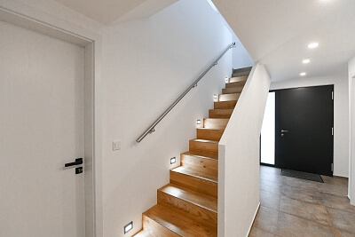 Starodvorská, Lysolaje - Prague 6 | Sale, House Three-bedroom (4+kk), 151 m²