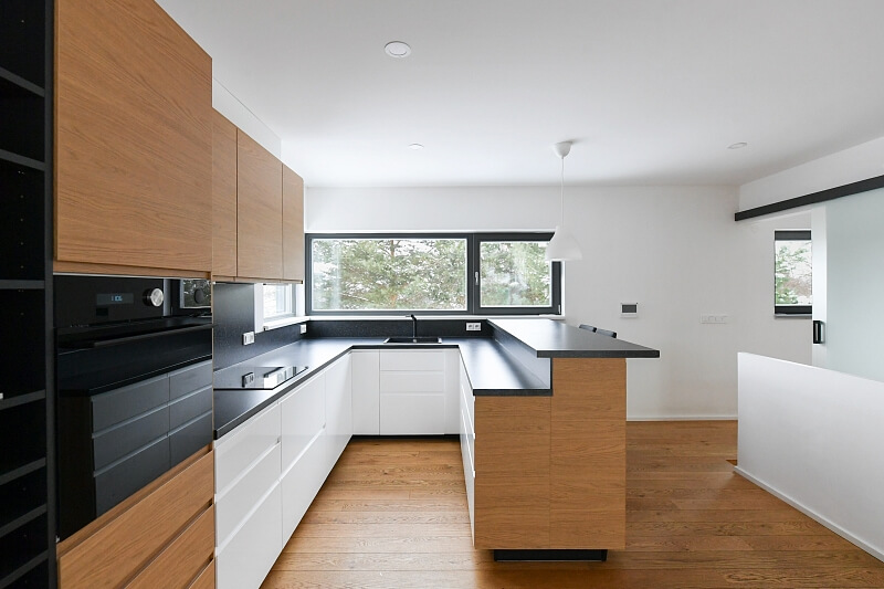 Starodvorská, Lysolaje - Praha 6 | Prodej, Rodinný dům 4+kk, 151 m²