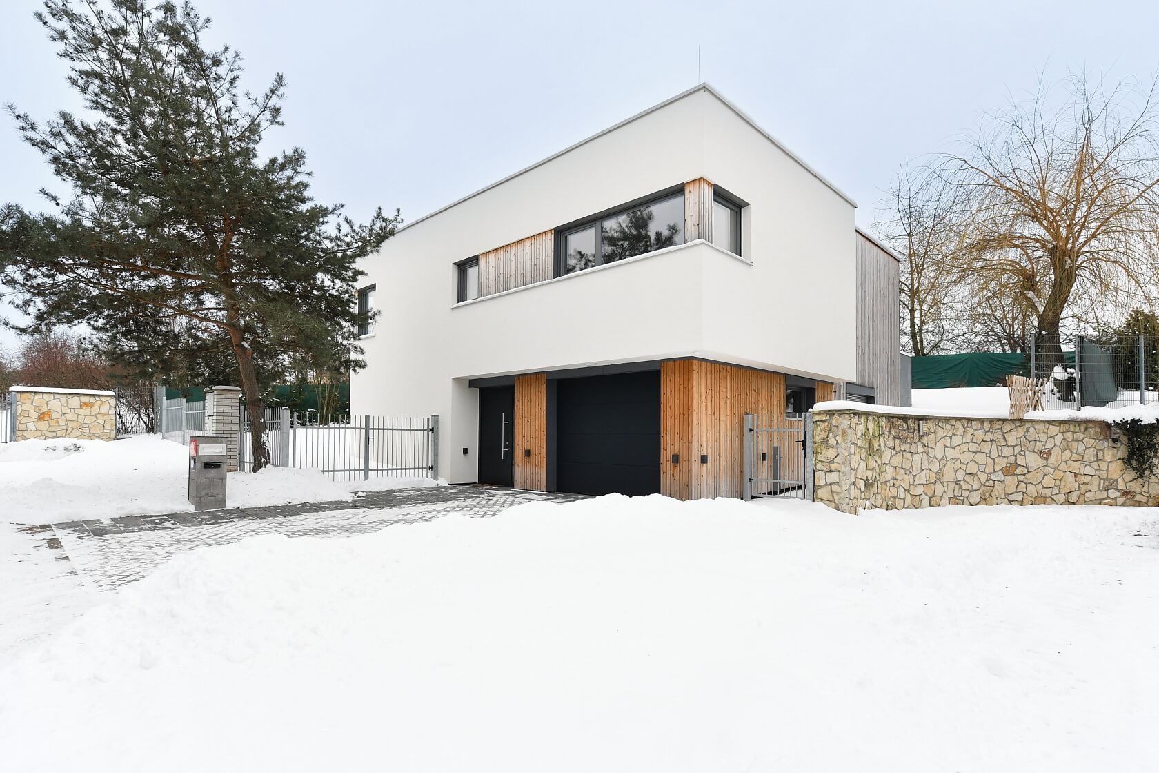 Starodvorská, Lysolaje - Praha 6 | Prodej, Rodinný dům 4+kk, 151 m²