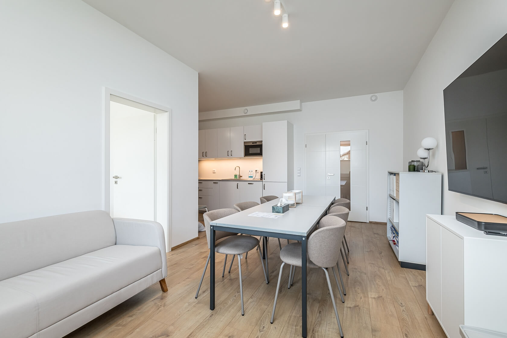 Karlovy Vary - Karlovy Vary | Sale, Apartment Three-bedroom (4+kk), 102 m²