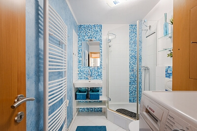 Molákova, Karlín - Prague 8 | Sale, Apartment Two-bedroom (3+kk), 55 m²