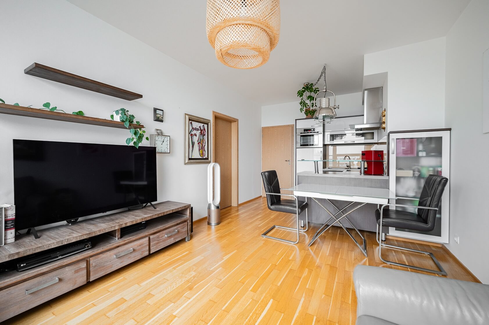 Laurinova, Stodůlky - Prague 5 | Sale, Apartment One-bedroom (2+kk), 69 m²