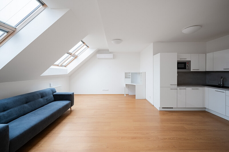 Svornosti, Smíchov - Prague 5 | Sale, Apartment One-bedroom (2+kk), 68 m²