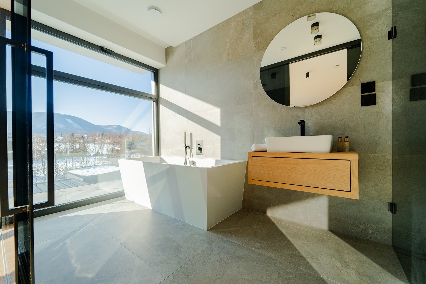 Čeladná - Frýdek-Místek | Sale, Apartment Three-bedroom (4+kk), 221 m²