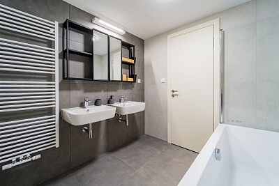 Dlouhá, Moravská Ostrava - Ostrava-město | Pronájem, Byt 3+kk, 118 m²