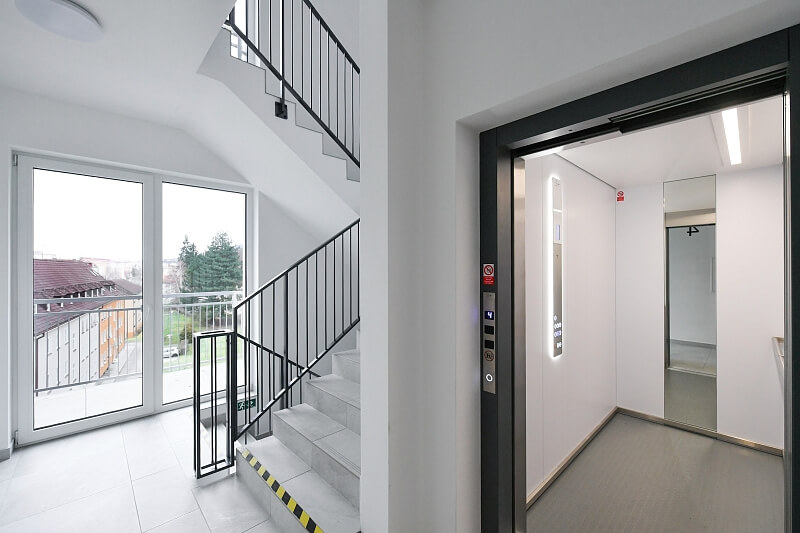 Karlovy Vary - Karlovy Vary | Sale, Apartment Three-bedroom (4+kk), 200 m²