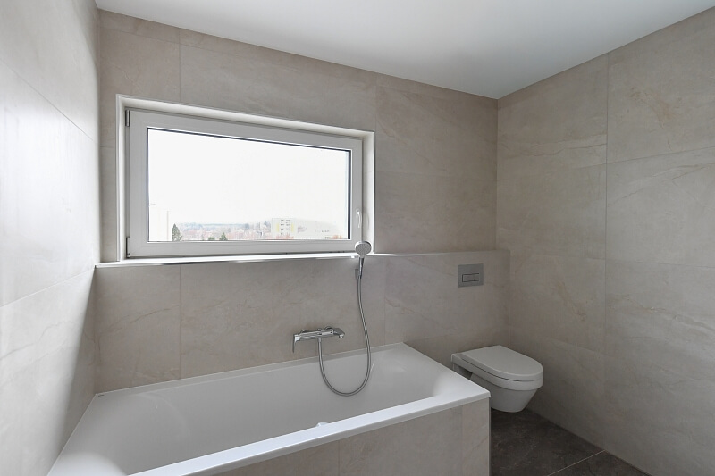 Karlovy Vary - Karlovy Vary | Sale, Apartment Three-bedroom (4+kk), 200 m²