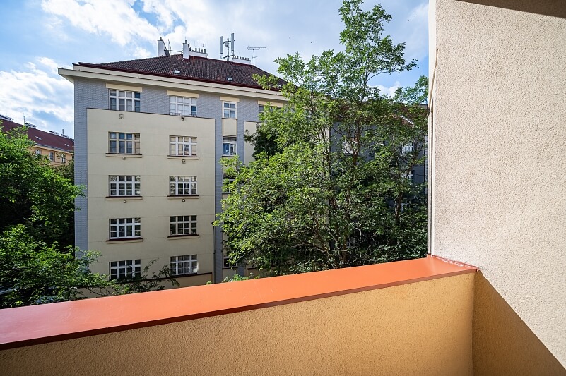 Žerotínova, Žižkov - Prague 3 | Rent, Apartment One-bedroom (2+kk), 59 m²