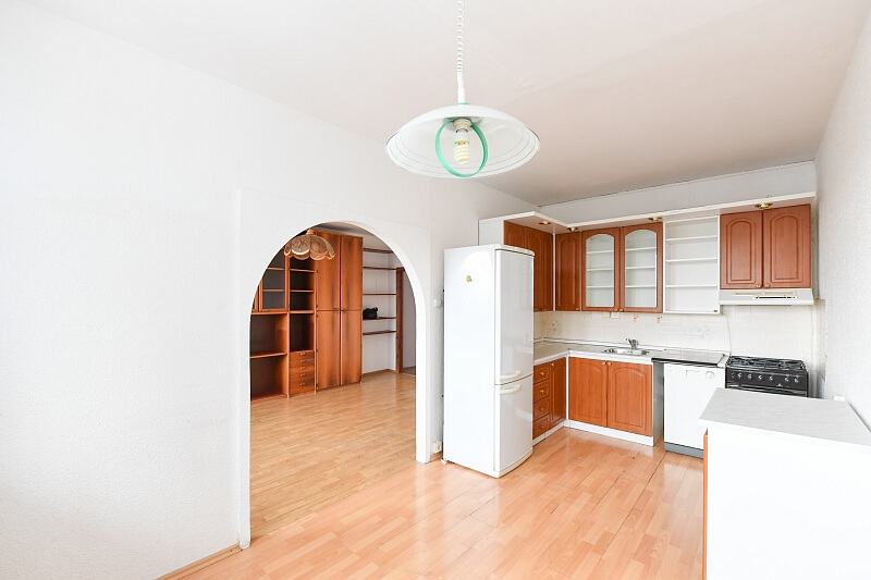 Třebenická, Kobylisy - Praha 8 | Prodej, Byt 3+1, 74 m²