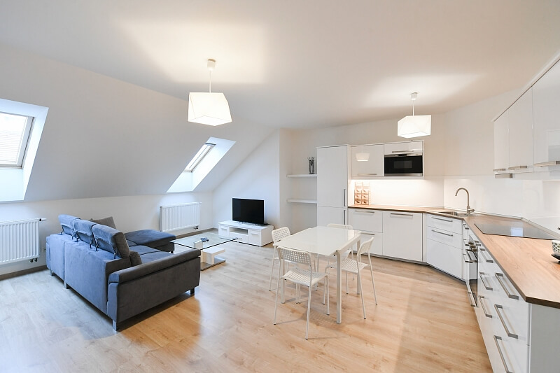 Bubenská, Holešovice - Prague 7 | Sale, Apartment One-bedroom (2+kk), 84 m²