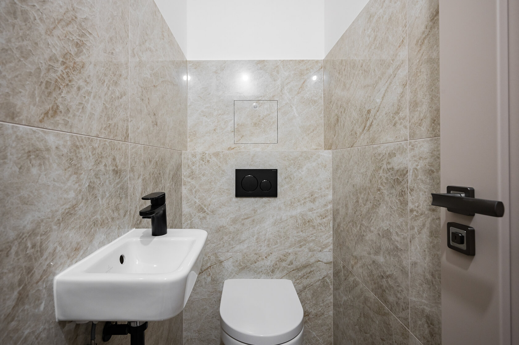 Dělnická, Holešovice - Prague 7 | Sale, Apartment One-bedroom (2+kk), 53 m²