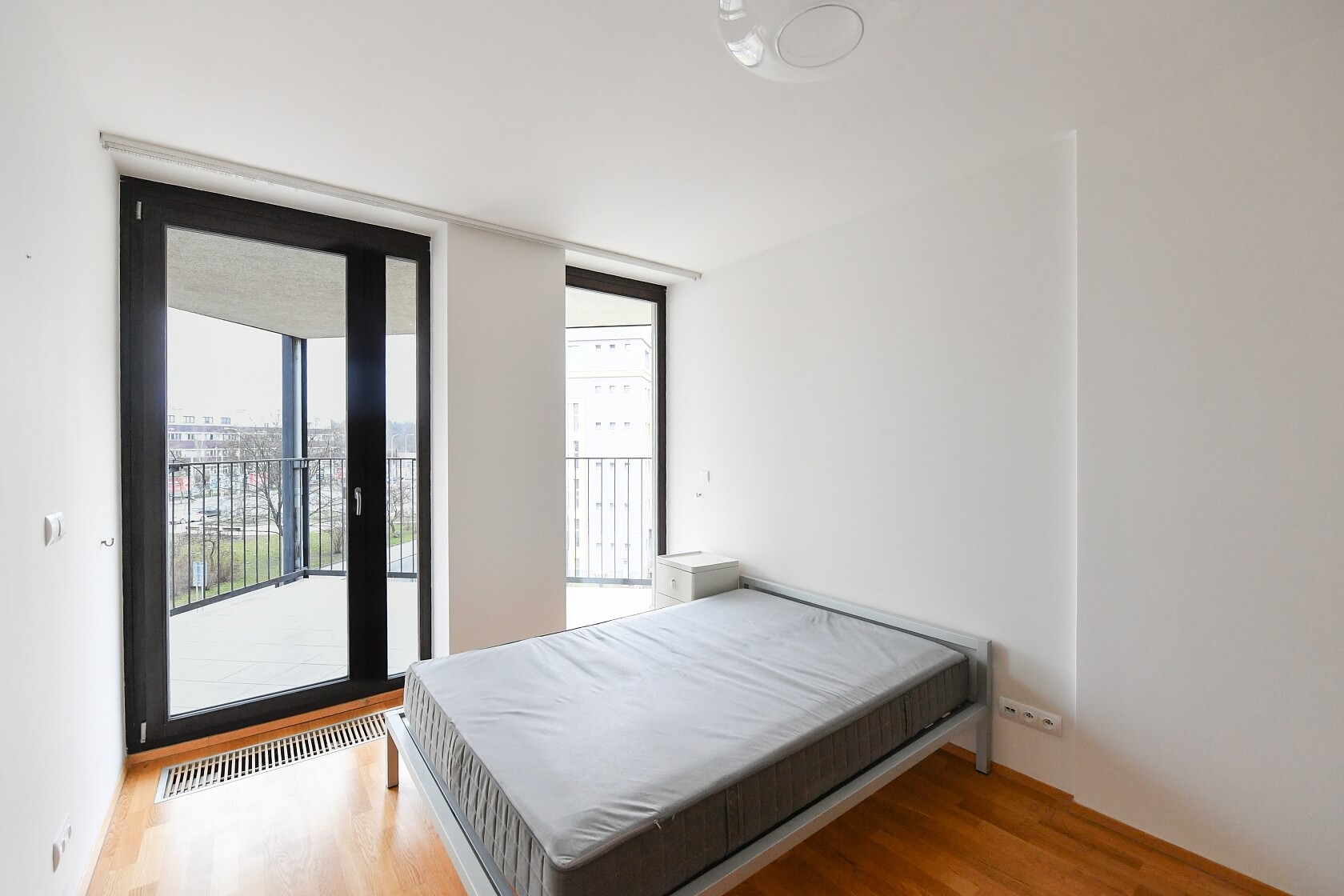 Ke kapslovně, Žižkov - Prague 3 | Rent, Apartment One-bedroom (2+kk), 88 m²