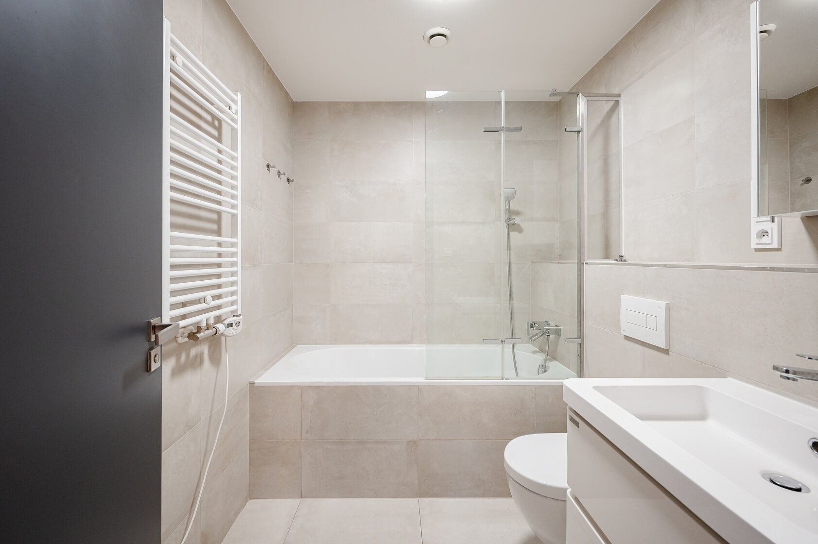 Mezi vodami, Modřany - Prague 4 | Rent, Apartment Two-bedroom (3+kk), 113 m²