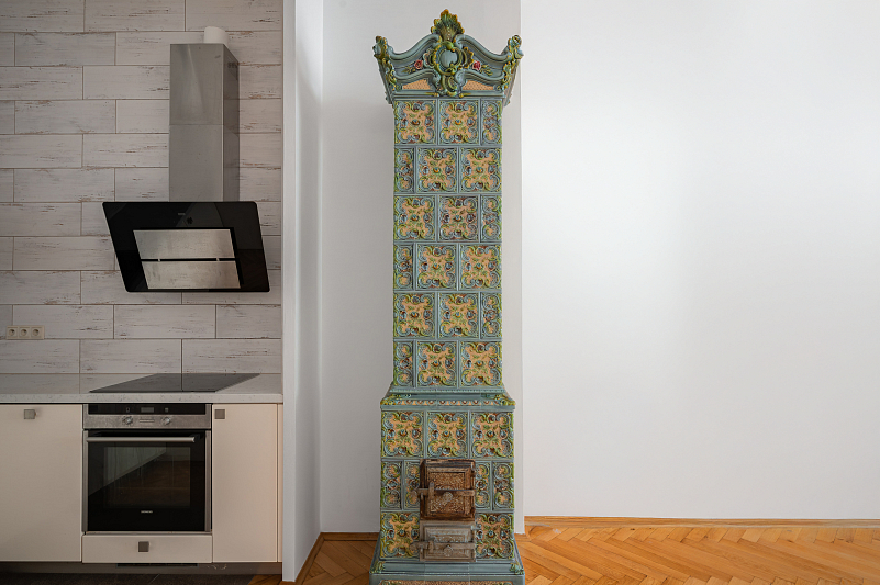 Svahová, Karlovy Vary - Karlovy Vary | Prodej, Byt 2+kk, 77 m²