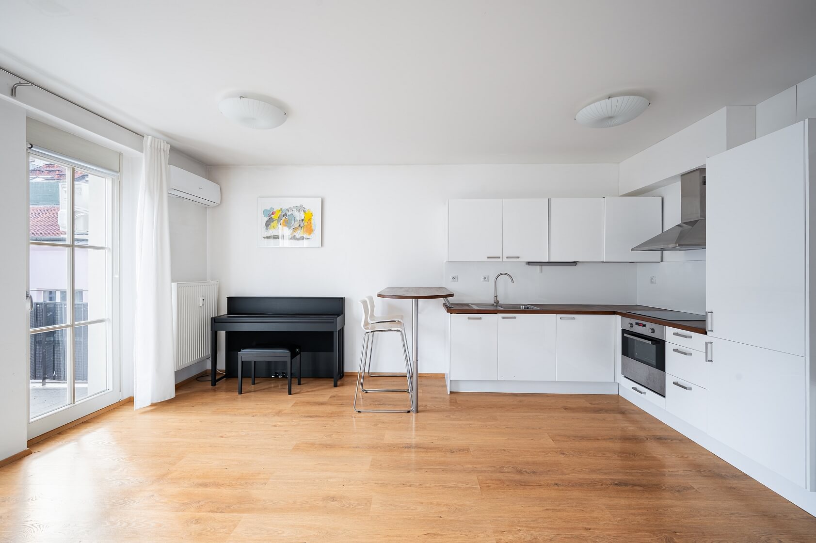 Žerotínova, Žižkov - Prague 3 | Sale, Apartment Three-bedroom (4+kk), 140 m²