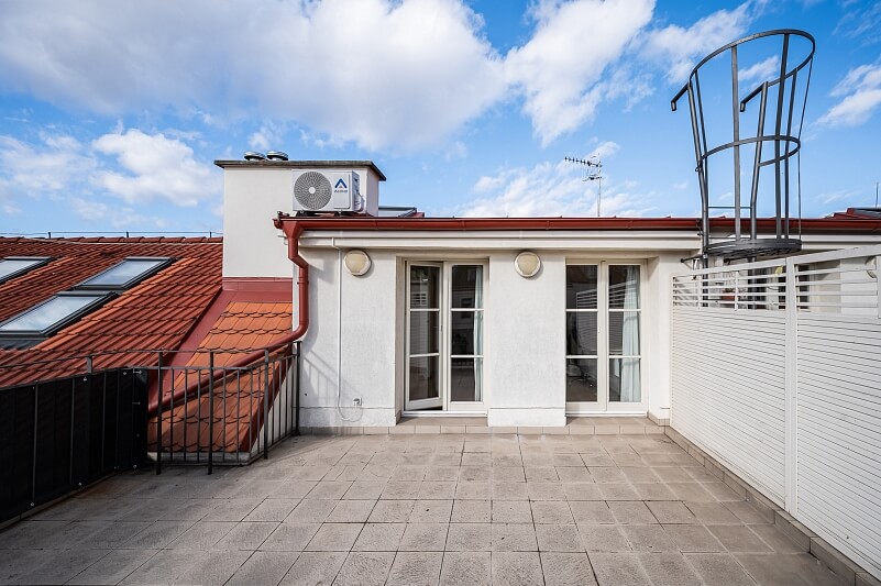 Žerotínova, Žižkov - Praha 3 | Prodej, Byt 4+kk, 140 m²