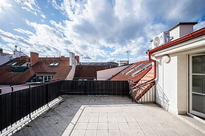 Žerotínova, Žižkov - Praha 3 | Prodej, Byt 4+kk, 140 m²