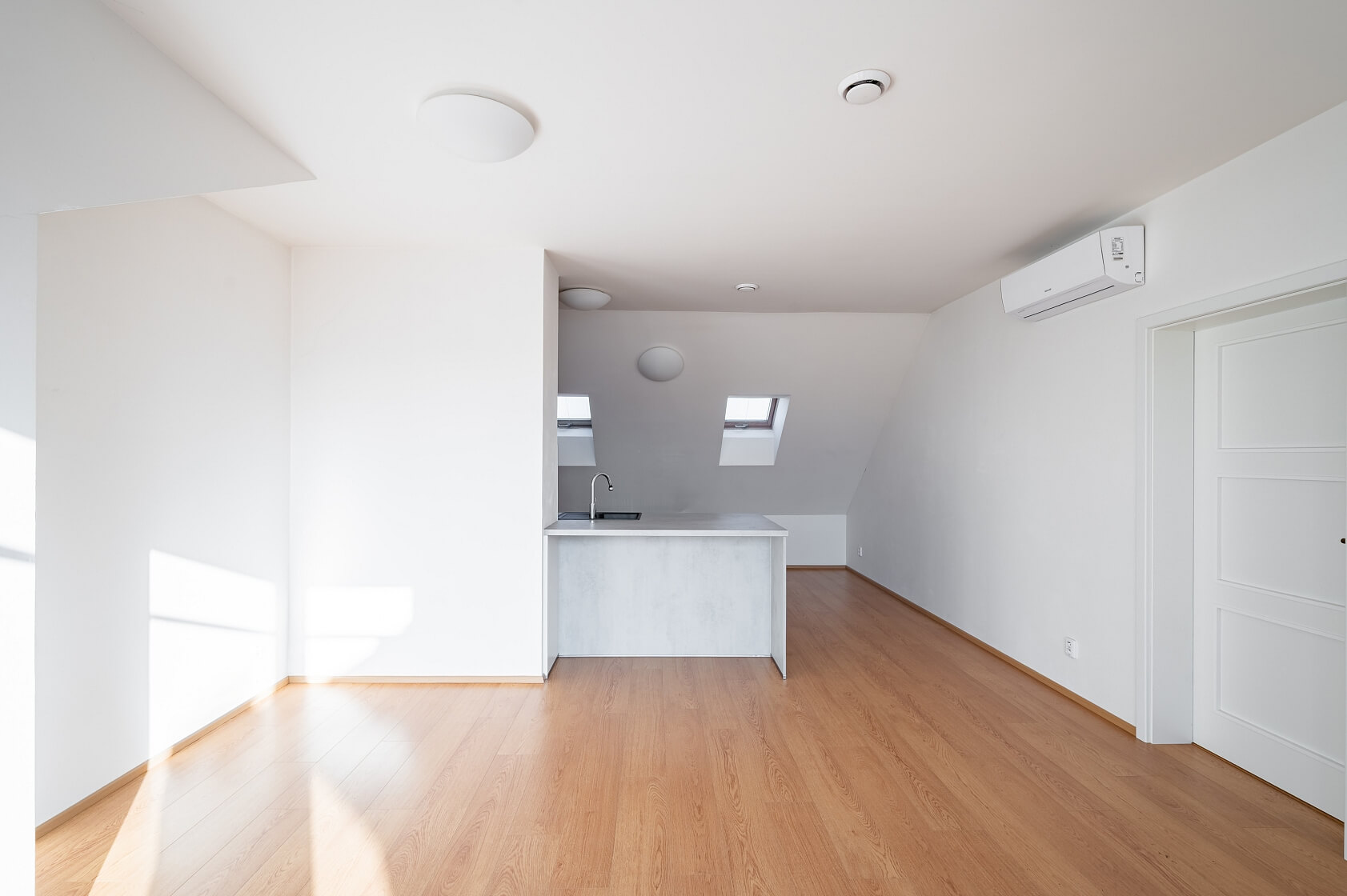 Svornosti, Smíchov - Praha 5 | Prodej, Byt 3+kk, 85 m²