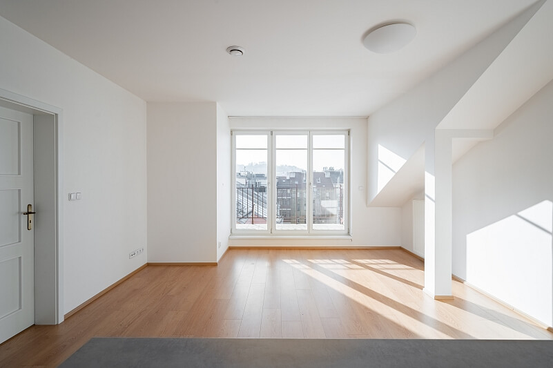 Svornosti, Smíchov - Prague 5 | Sale, Apartment Two-bedroom (3+kk), 85 m²