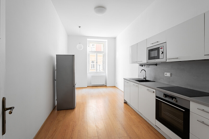 Svornosti, Smíchov - Prague 5 | Sale, Apartment Studio (1+1), 51 m²