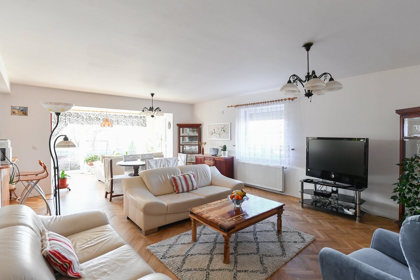 Pod Martinem, Řepy - Prague 6 | Rent, House Four-bedroom (5+kk), 250 m²