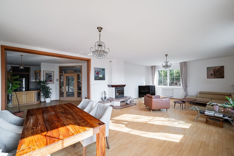 Školní, Mukařov - Praha-východ | Prodej, Rodinný dům 5+kk, 270 m²