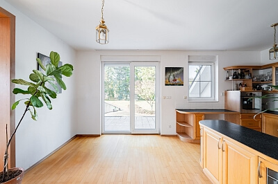 Školní, Mukařov - Praha-východ | Prodej, Rodinný dům 5+kk, 270 m²