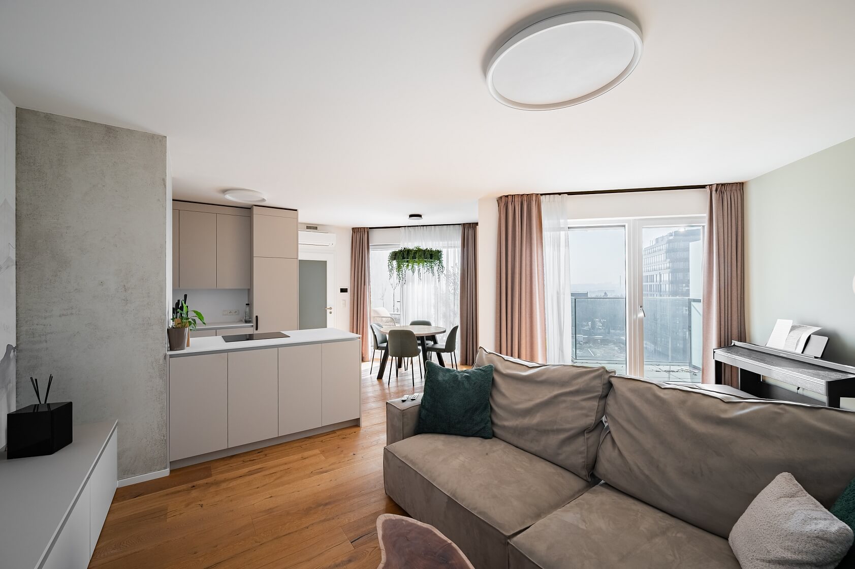 Ramonova, Strašnice - Praha 10 | Pronájem, Byt 2+kk, 90 m²