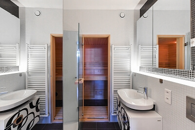 Jihozápadní II, Záběhlice - Praha 4 | Pronájem, Rodinný dům 5+kk, 196 m²