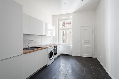 Máchova, Vinohrady - Prague 2 | Rent, Apartment Two-bedroom (3+1), 97 m²