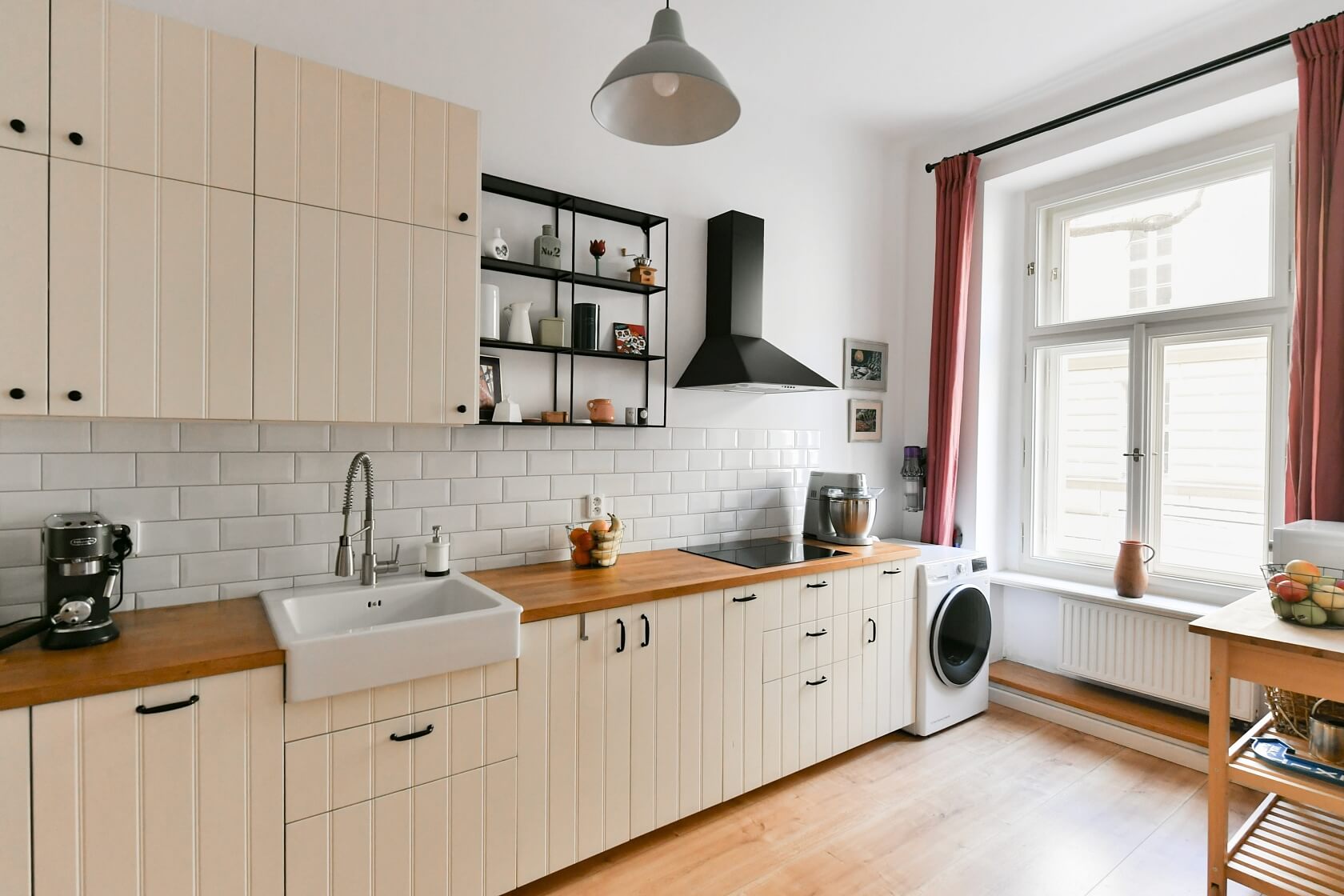 Pernerova, Karlín - Praha 8 | Prodej, Byt 2+1, 67 m²