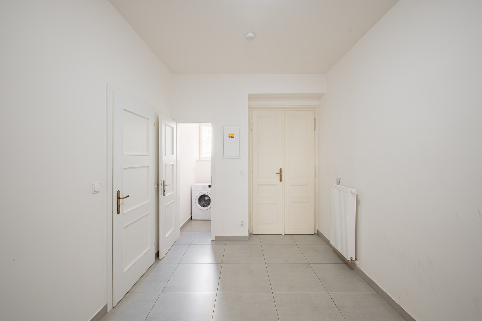 Svornosti, Smíchov - Prague 5 | Sale, Apartment Two-bedroom (3+kk), 93 m²