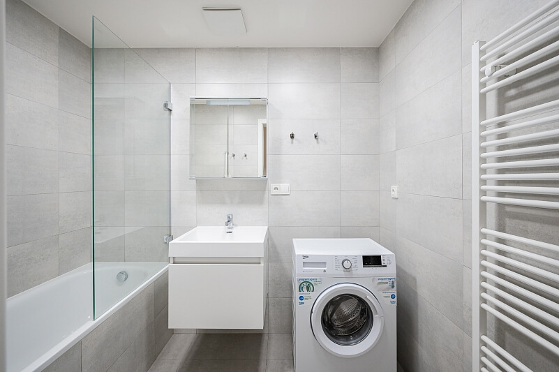 Svornosti, Smíchov - Prague 5 | Sale, Apartment One-bedroom (2+kk), 74 m²