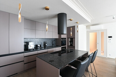 Lučištníků, Radlice - Prague 5 | Sale, Apartment One-bedroom (2+kk), 106 m²