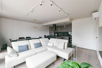 Lučištníků, Radlice - Prague 5 | Sale, Apartment One-bedroom (2+kk), 106 m²