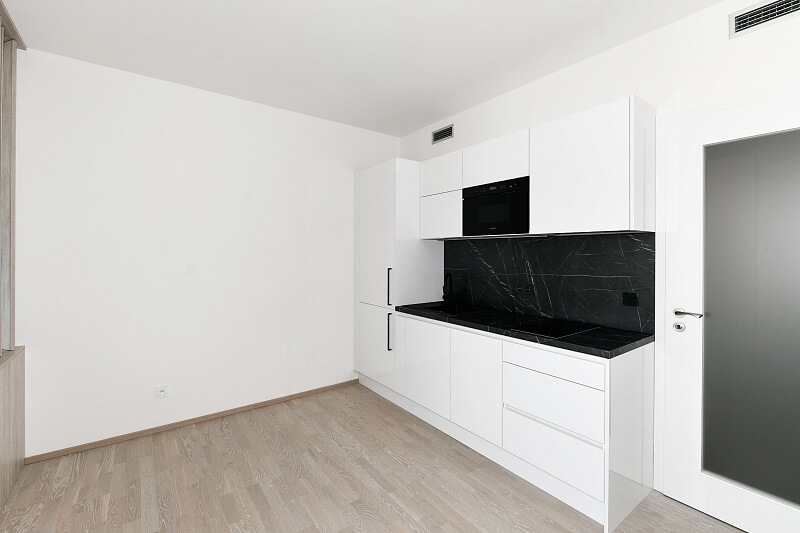 Mezi vodami, Modřany - Prague 4 | Rent, Apartment Studio (1+kk), 39 m²
