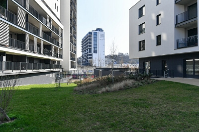 Mezi Vodami, Modřany - Praha 4 | Pronájem, Byt 1+kk, 40 m²