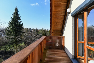 Javorová, Sulice - Praha-východ | Rent, House Three-bedroom (4+1), 162 m²