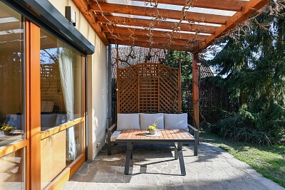 Javorová, Sulice - Praha-východ | Rent, House Three-bedroom (4+1), 162 m²