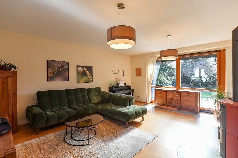 Javorová, Sulice - Praha-východ | Rent, House Three-bedroom (4+1), 162 m²