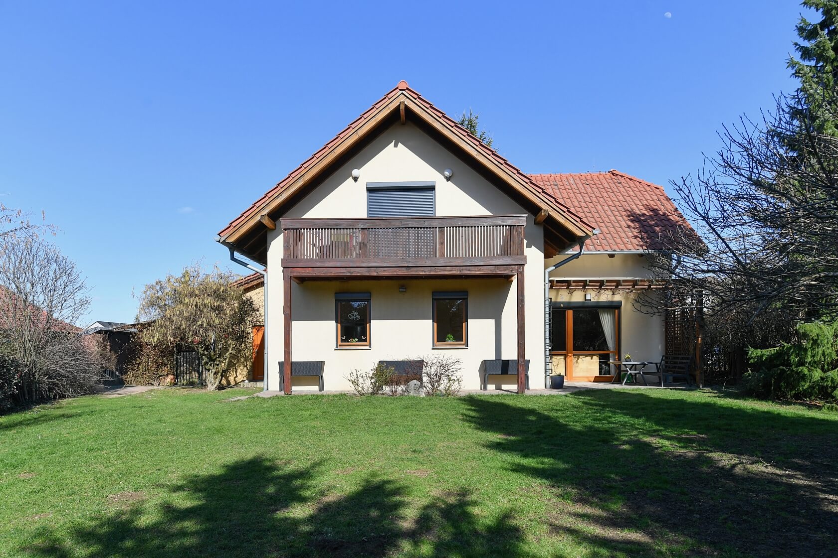 Javorová, Sulice - Praha-východ | Rent, House Three-bedroom (4+1), 162 m²