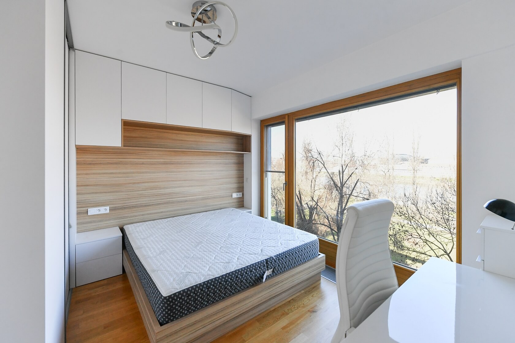 Za Karlínským přístavem, Karlín - Prague 8 | Rent, Apartment Two-bedroom (3+kk), 80 m²